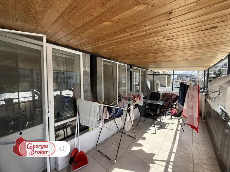 იყიდება ახალი გარემონტებული 3 ოთახიანი ბინა